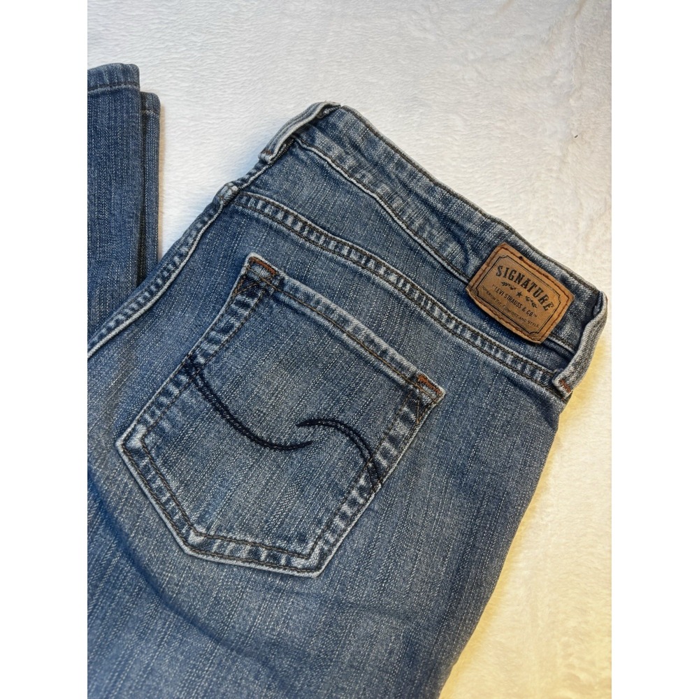 Levis Signature Low Rise Bootcut Jeans Women's Misses 12 Short Blue Medium Wash - Picture 11 of 12